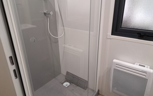 Rapidhome Bahiana de 2023, 45 m² , tout équipé Vues sur le lac