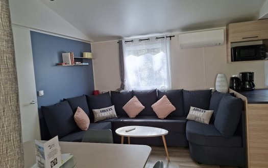 TRIGANO Amira 40m², magnifique terrasse, tout équipé , 3 chambres LMNP