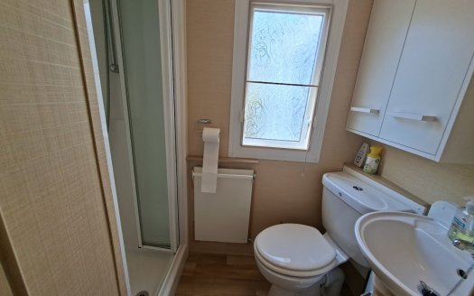 DISPONIBLE FIN SEPTEMBRE WILLERBY Villa de luxe , 2 chambres 2 salle d’eau
