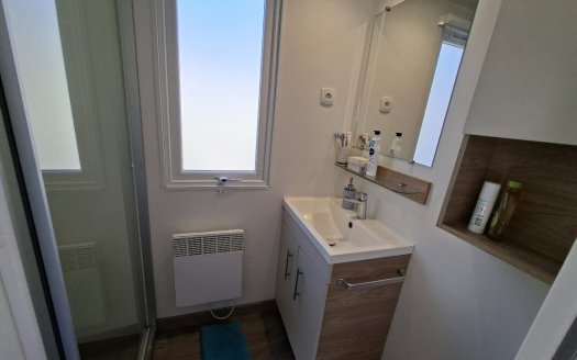 IRM AMOROSA 3 de 2019 EN LMNP, 40m², 3 chambres, dressing, clim, lave linge et terrasse