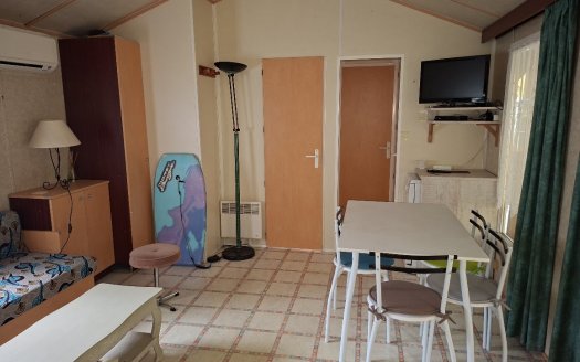 MOREVA 850, de 2004 , 2 chambres et climatisation, avec travaux