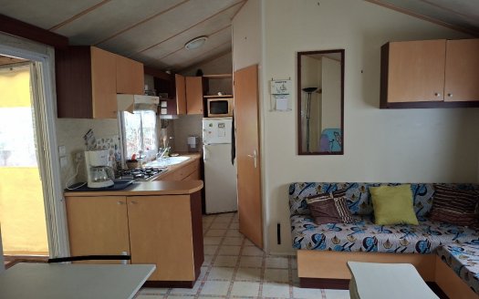 MOREVA 850, de 2004 , 2 chambres et climatisation, avec travaux